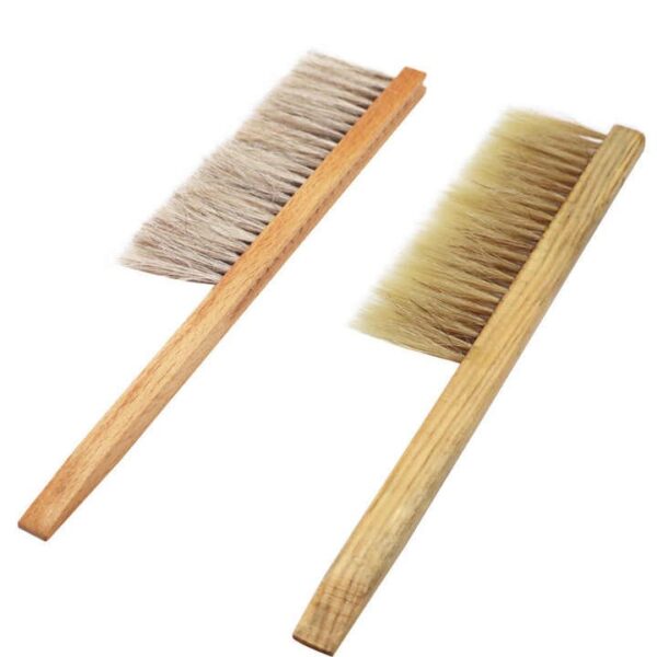 Bee Brush hourse - Image 3